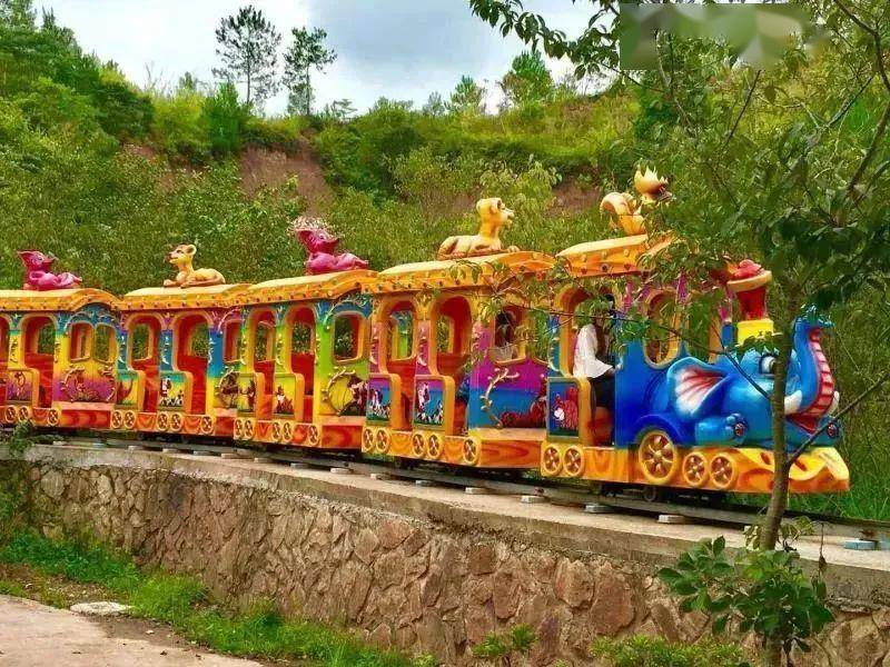 Amusement Park Rides - Elephant Train