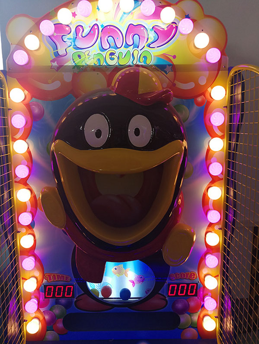 Children Game Machine - Funny Penguin Simulate Pitching Motion Game Machine