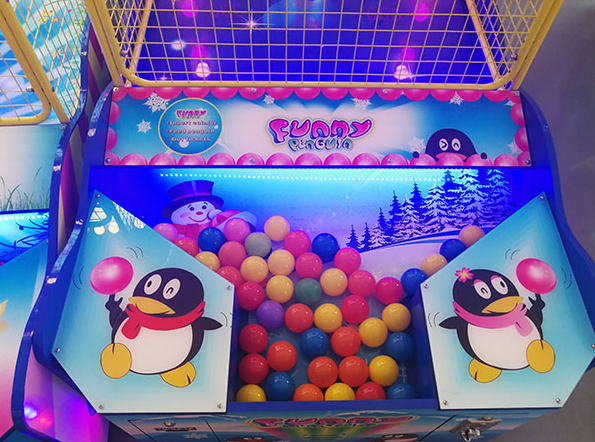 Children Game Machine - Funny Penguin Simulate Pitching Motion Game Machine