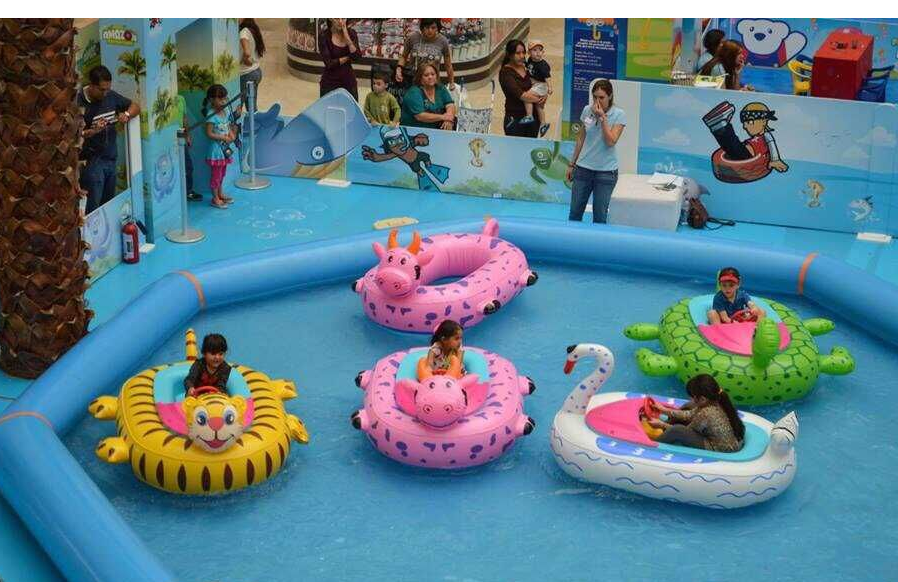 Water Park - Inflatable Bumper Boat