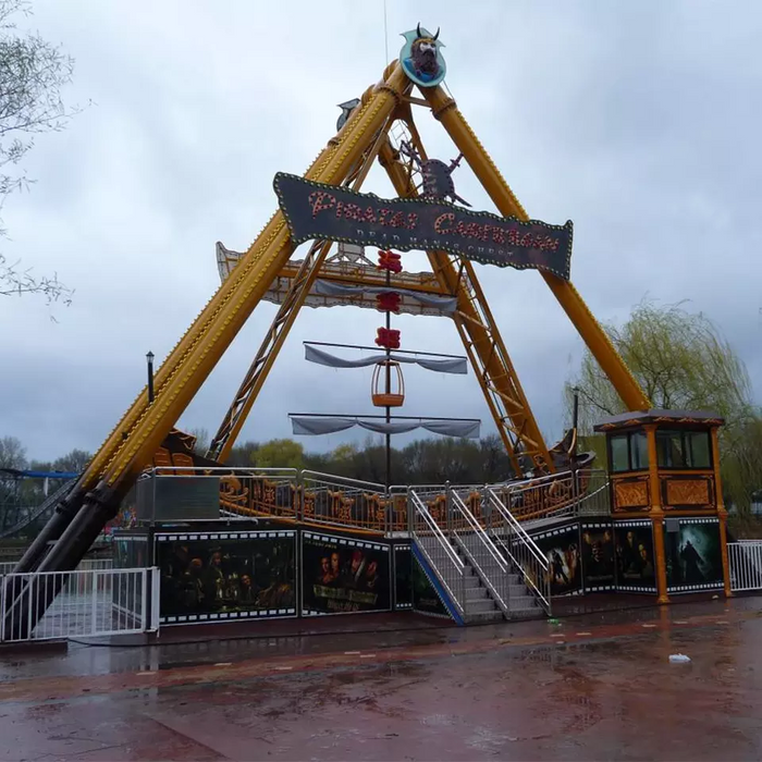 Amusement Park Rides - Super Big Pirate Ship